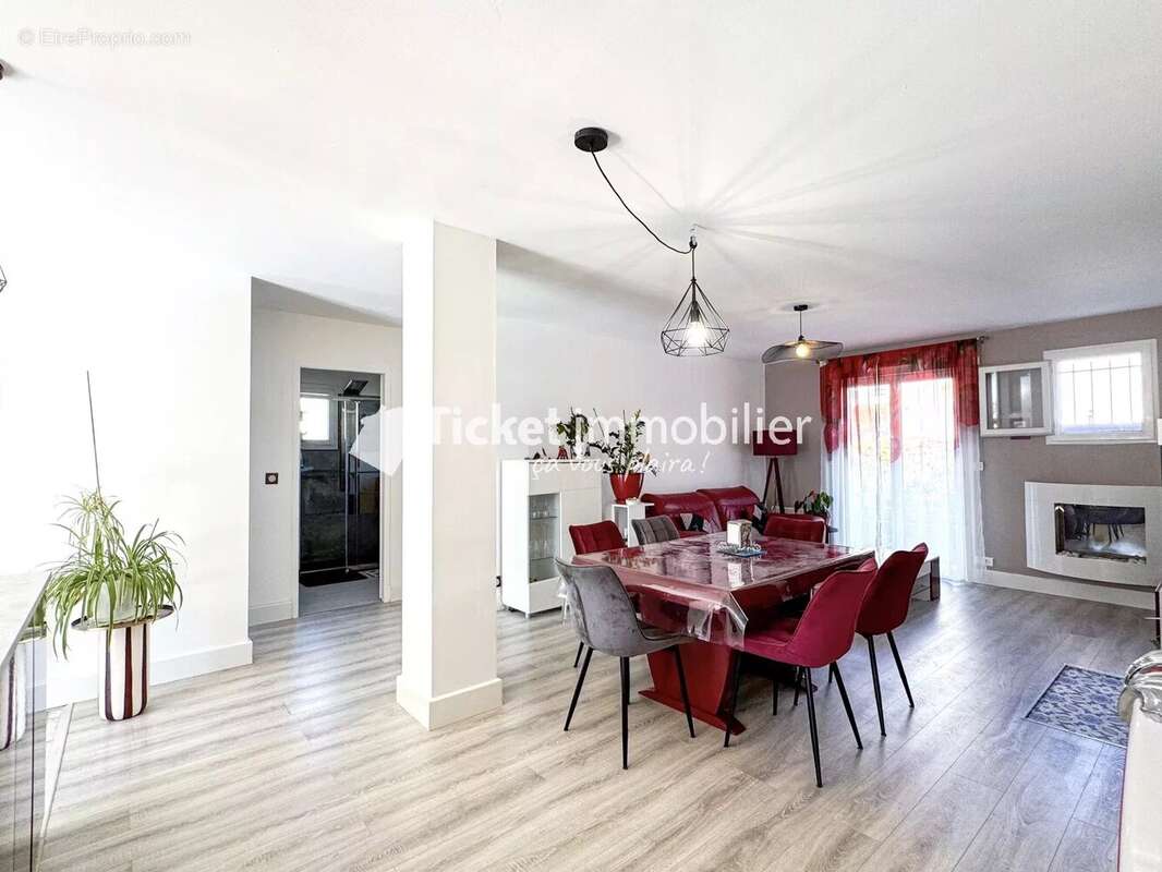 Appartement à AUSSONNE