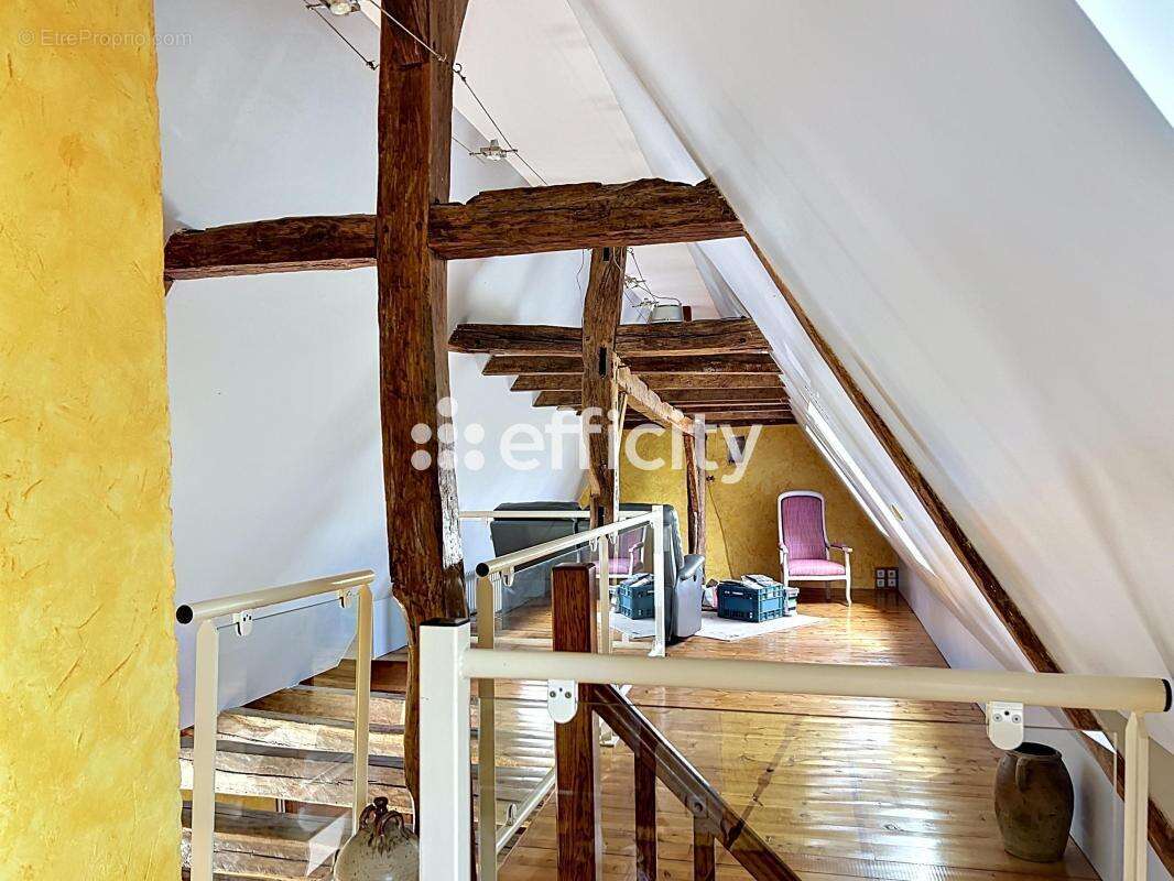 Maison 180 m² à Vouvray  - photo 16