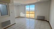 Appartement à SOLLIES-VILLE