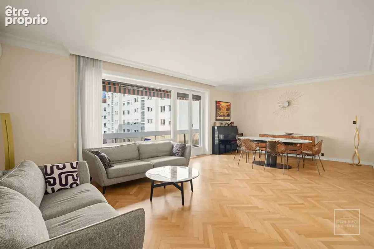 Lyon 6, 117.47m², deux balcons, garage - photo 3