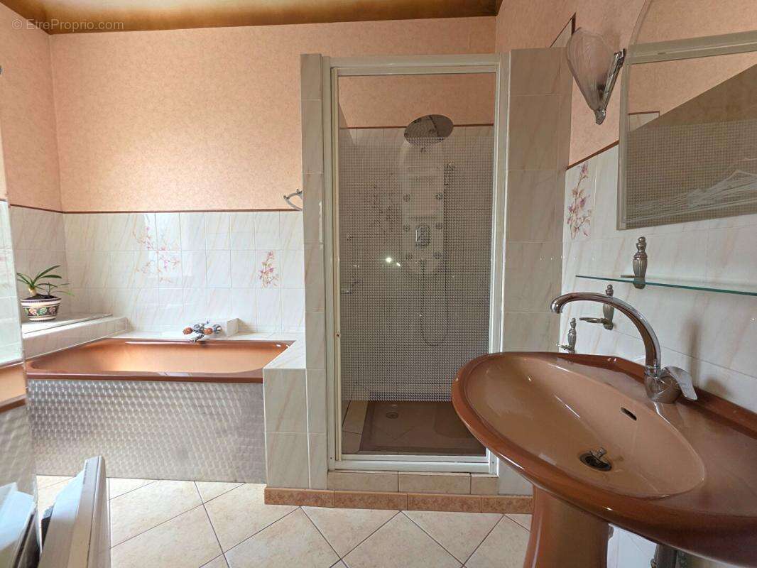 Maison Hirson 6 pièce(s) 150 m2 - photo 10