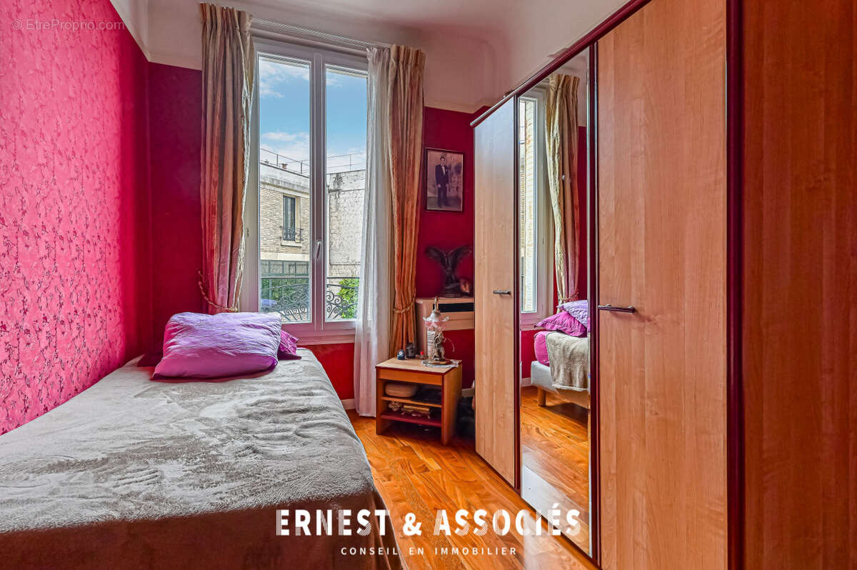 Appartement à PARIS-11E
