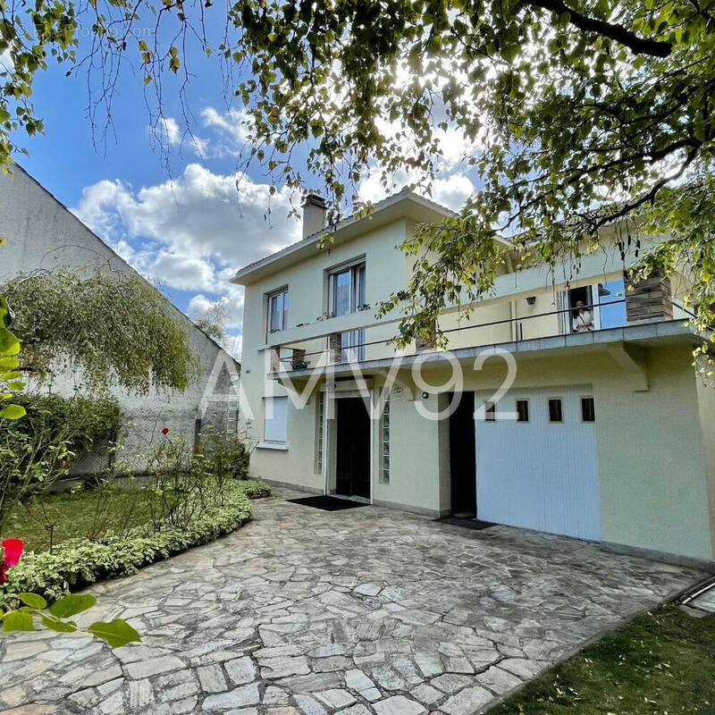 Maison à COLOMBES