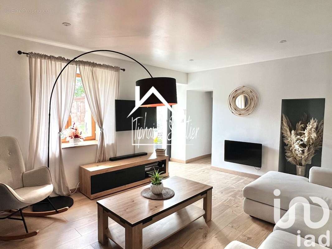 Photo 6 - Maison à MEYRIEU-LES-ETANGS