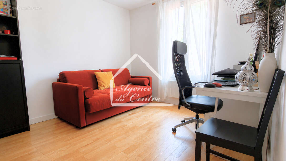 Maison rénovée de 115 m² - photo 12