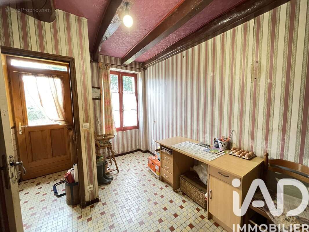 Photo 6 - Maison à LATHUS-SAINT-REMY