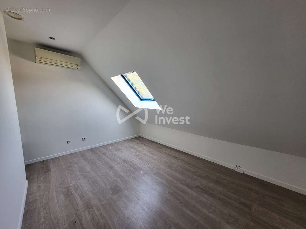 Maison 111 m² à Saint-Cyr-Sur-Morin  - photo 8