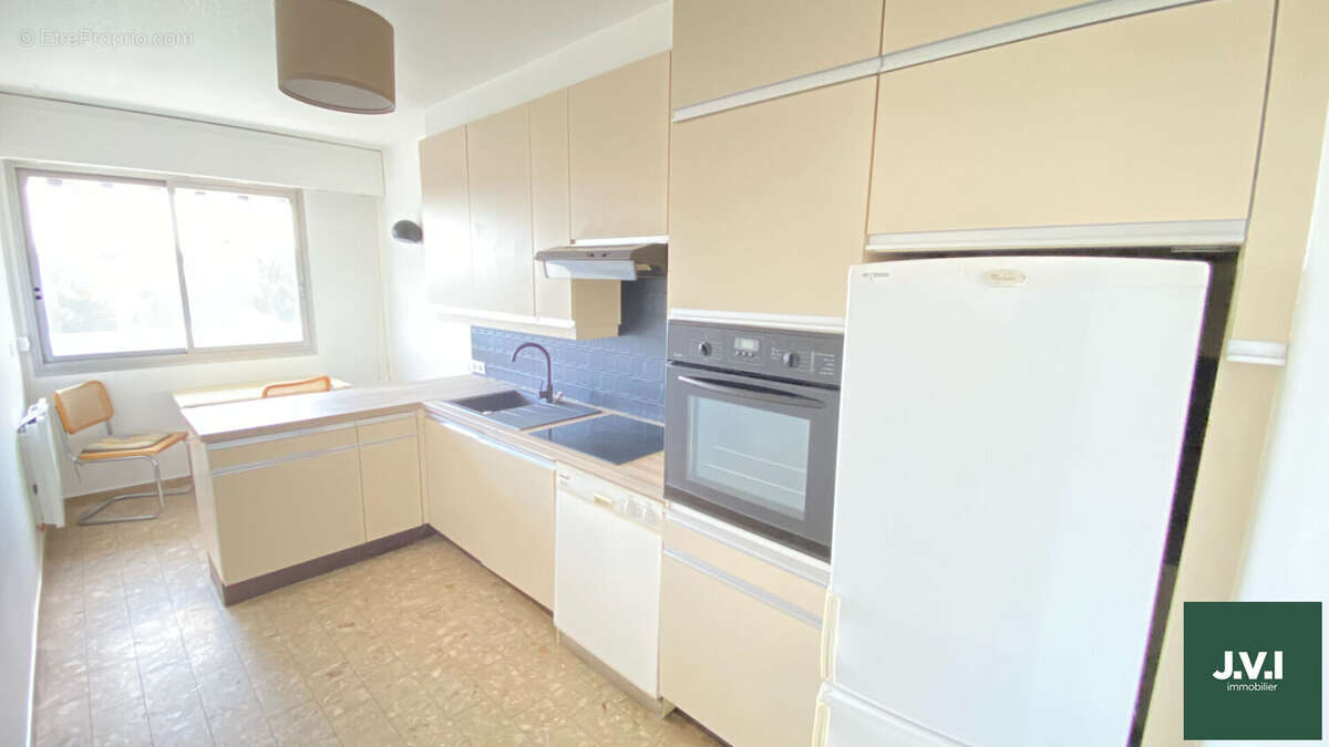 Appartement à ENGHIEN-LES-BAINS