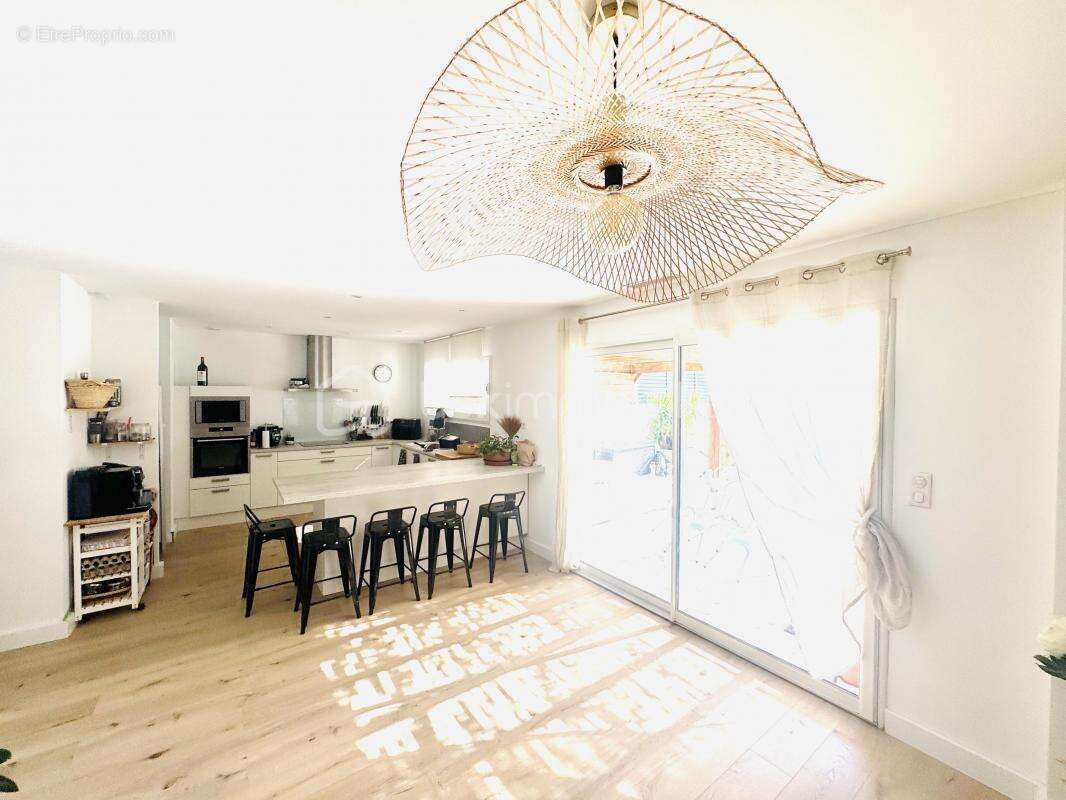 Maison à LIGNAN-SUR-ORB