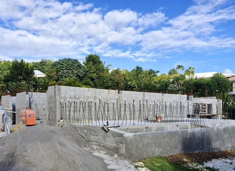 Maison à GRAND-BOURG