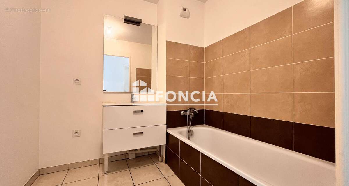 Appartement à VENISSIEUX