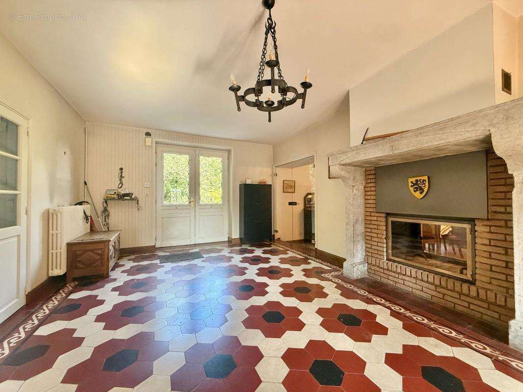 Maison à PONTAILLER-SUR-SAONE