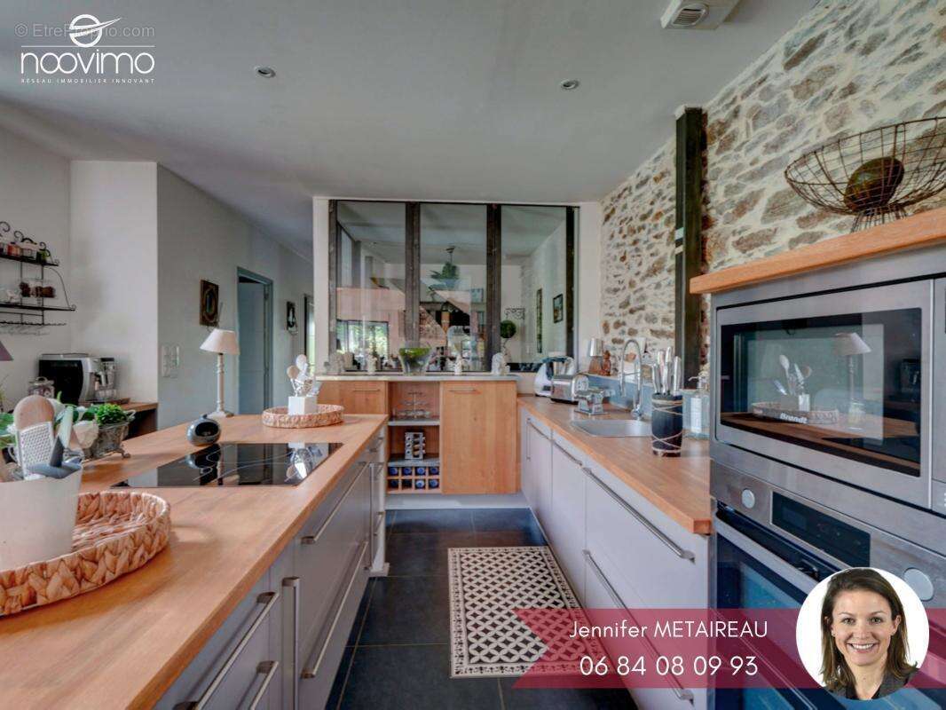 Maison à LA HAIE-FOUASSIERE