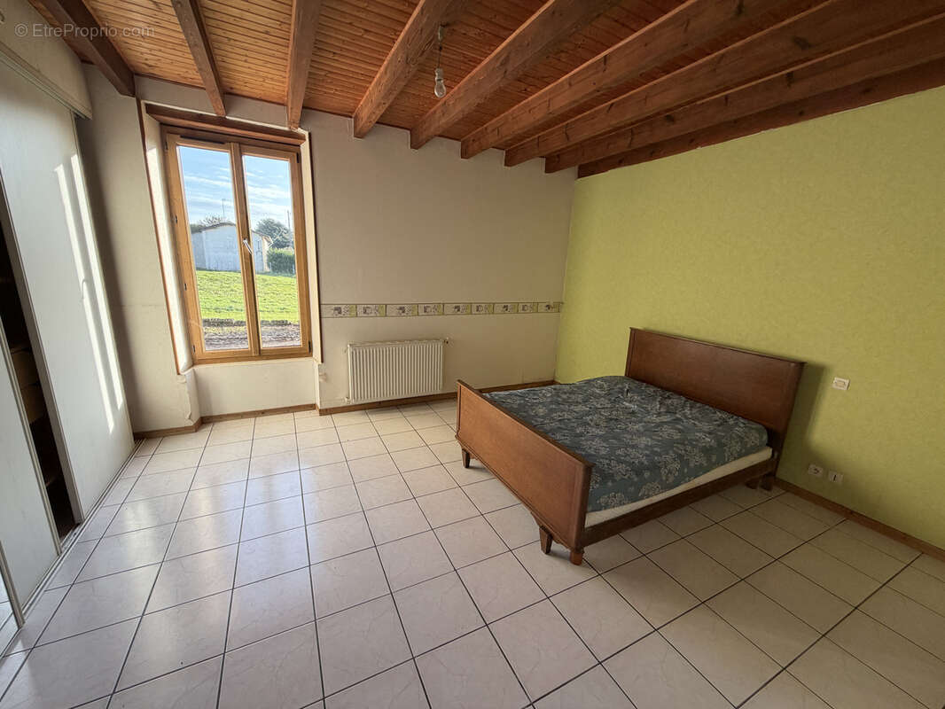 Maison à GONTAUD-DE-NOGARET