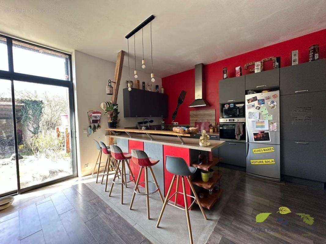 Maison à SAINT-AMAND-LE-PETIT