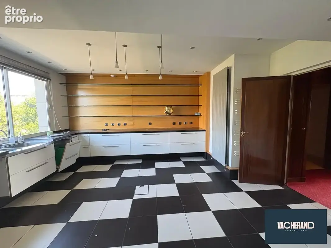 Appartement 222 m² à Lille  - photo 4