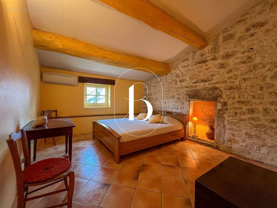 Maison à GOUDARGUES