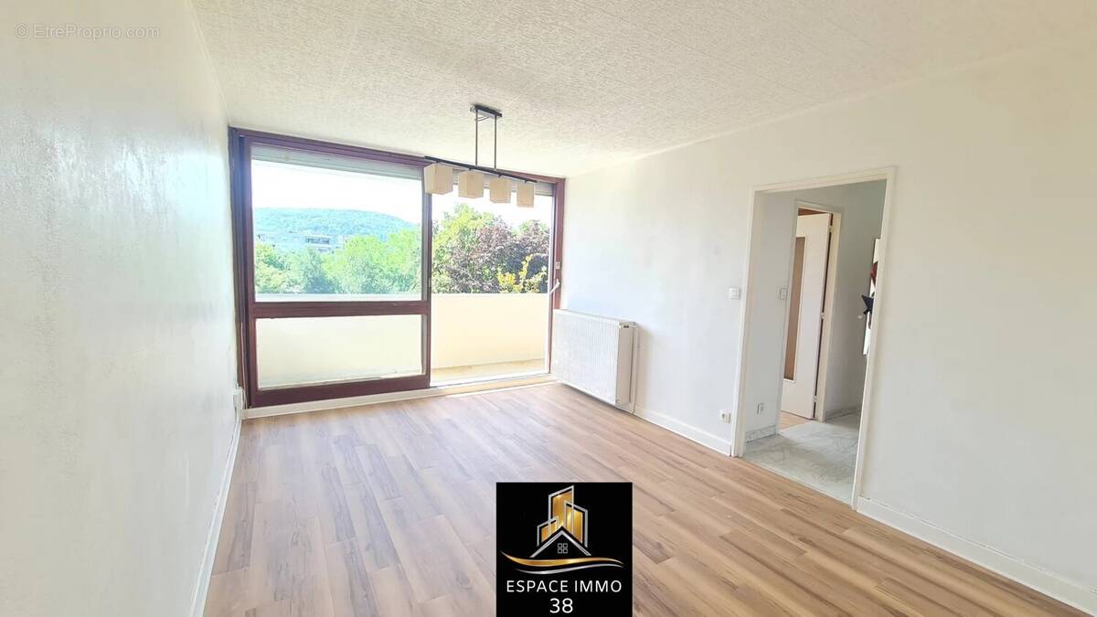 Appartement à ECHIROLLES