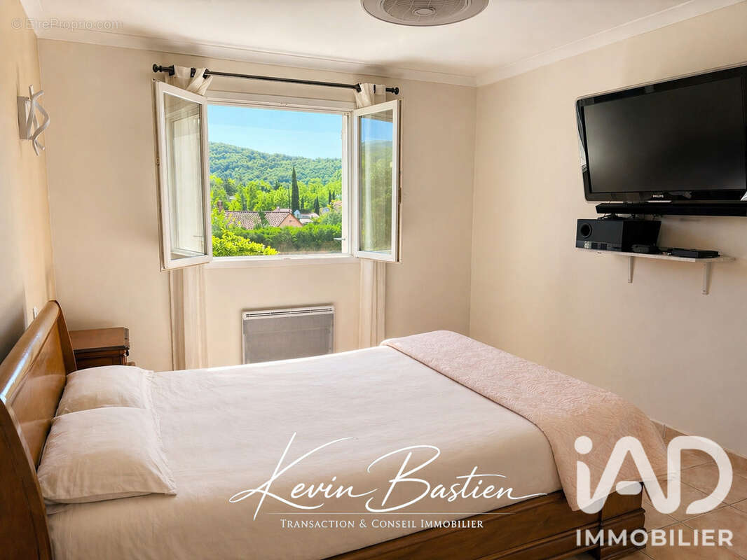 Maison 165 m² à Robiac-Rochessadoule  - photo 5