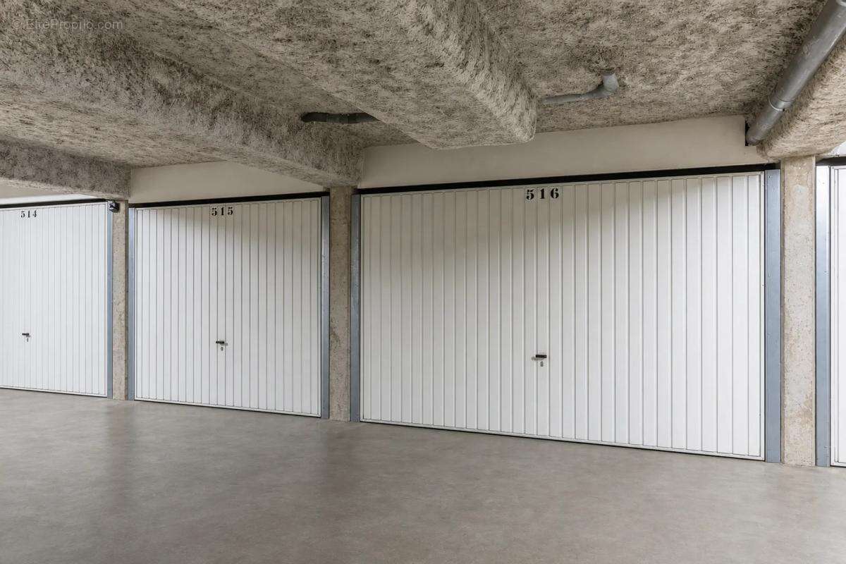 Appartement à MEYZIEU