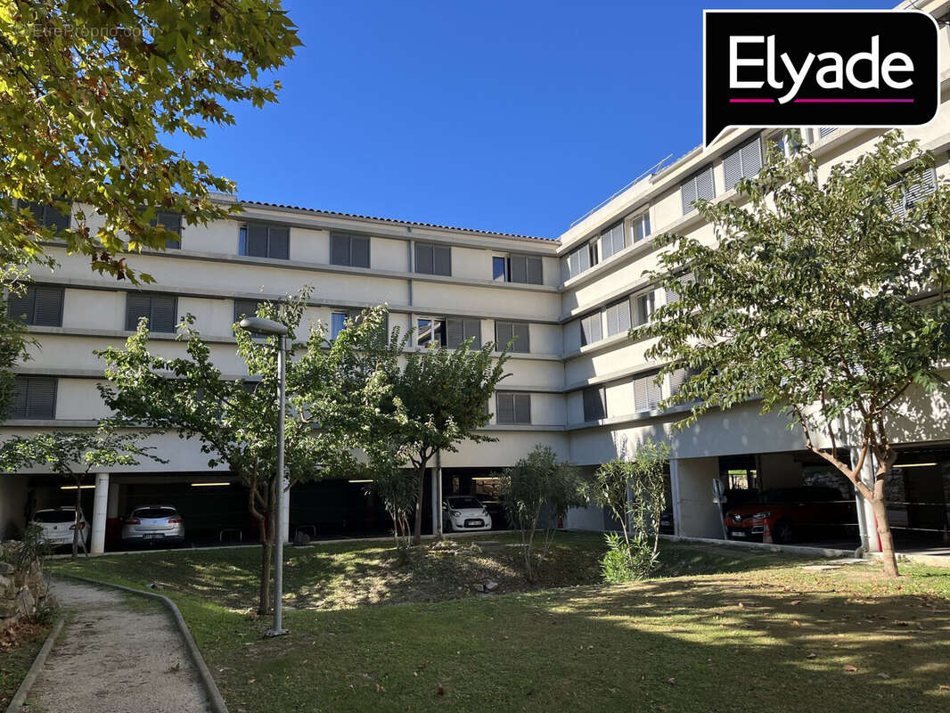 Appartement à MARSEILLE-9E