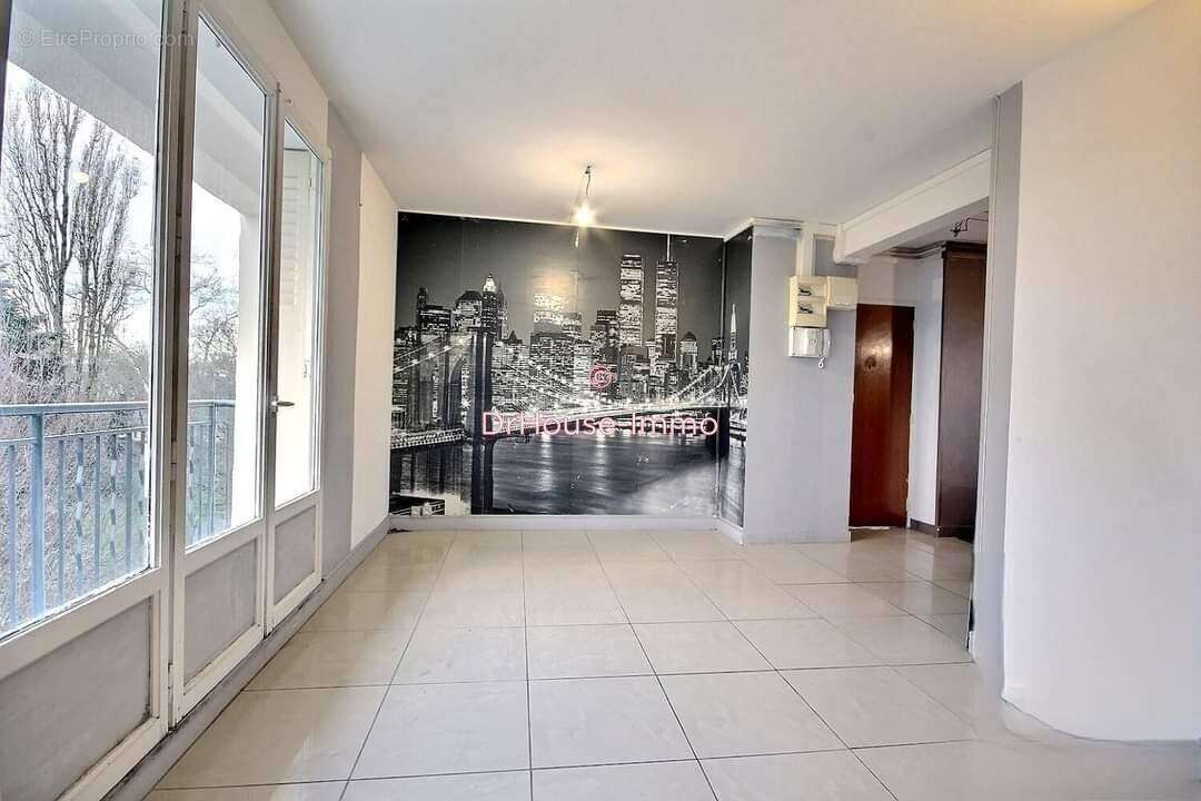 Appartement 58 m² à Blois  - photo 2