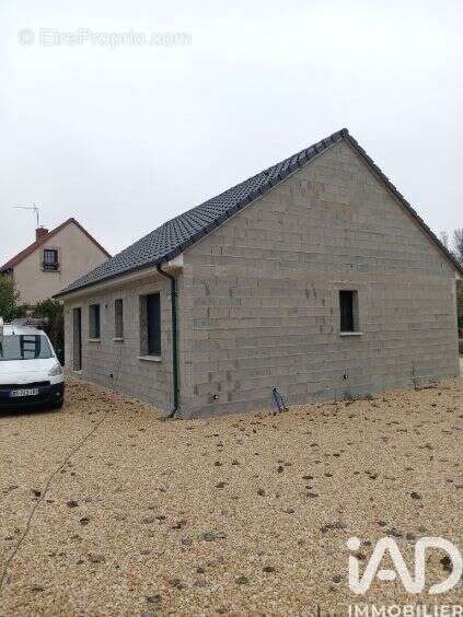 Photo 3 - Maison à MEHUN-SUR-YEVRE