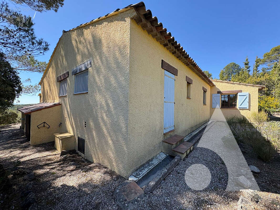 Maison à TOURTOUR