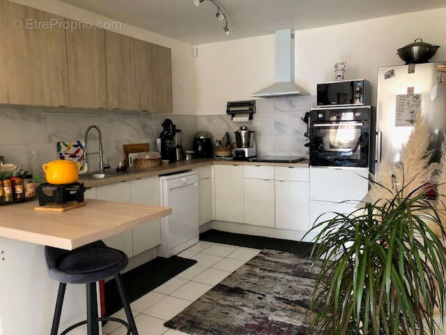 Appartement à PEYPIN