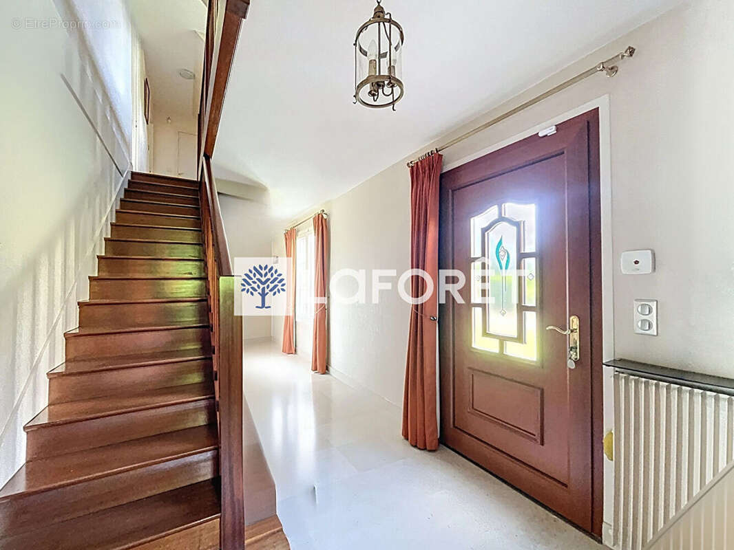 Maison à NOISY-LE-ROI