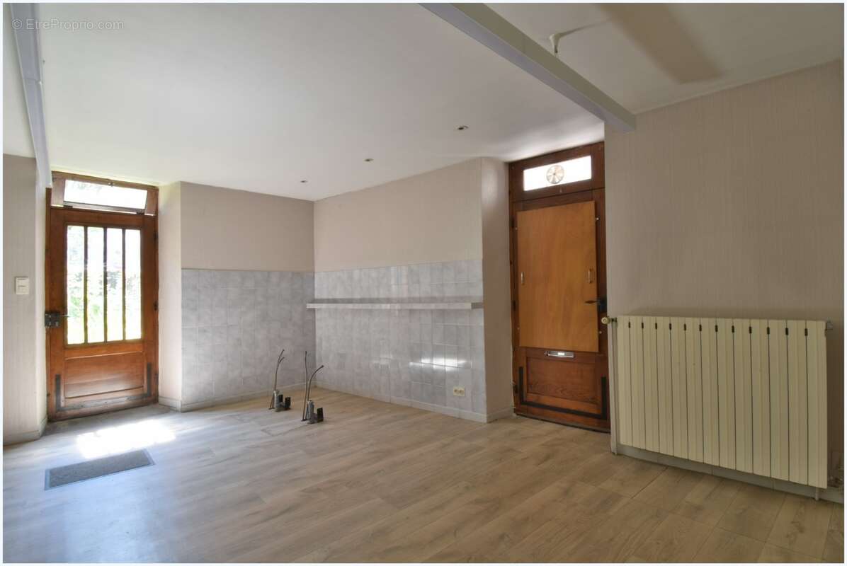 Maison à vendre 4 pièces USSEL (19) - photo 9