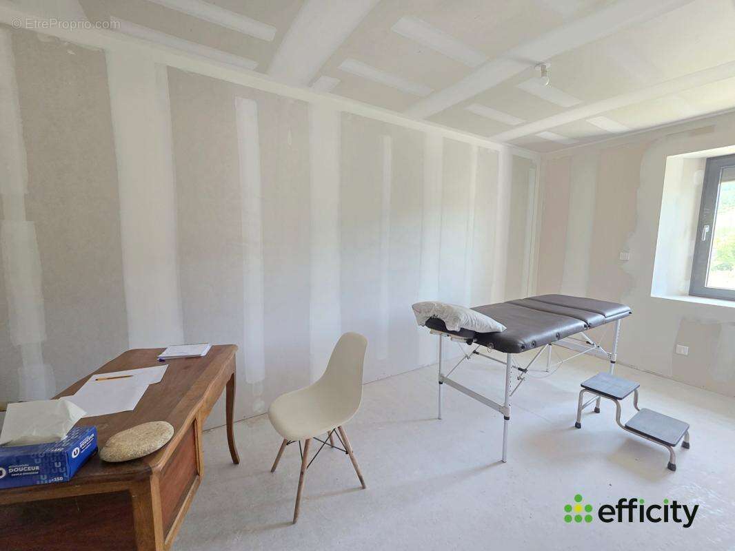 Maison 152 m² à Barret-Sur-Meouge  - photo 18