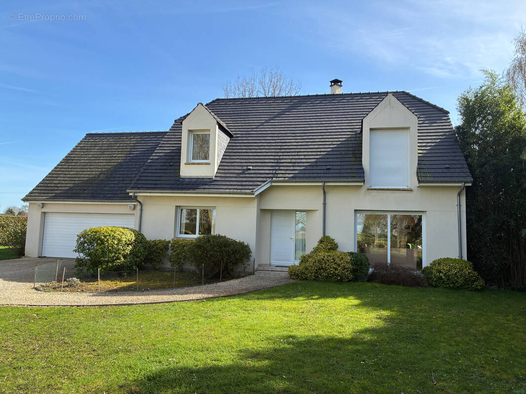 Maison à GOYENCOURT