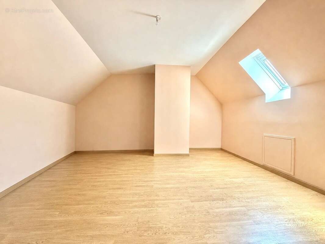 GRAVIGNY - Maison F5 de 88 m2 - photo 8