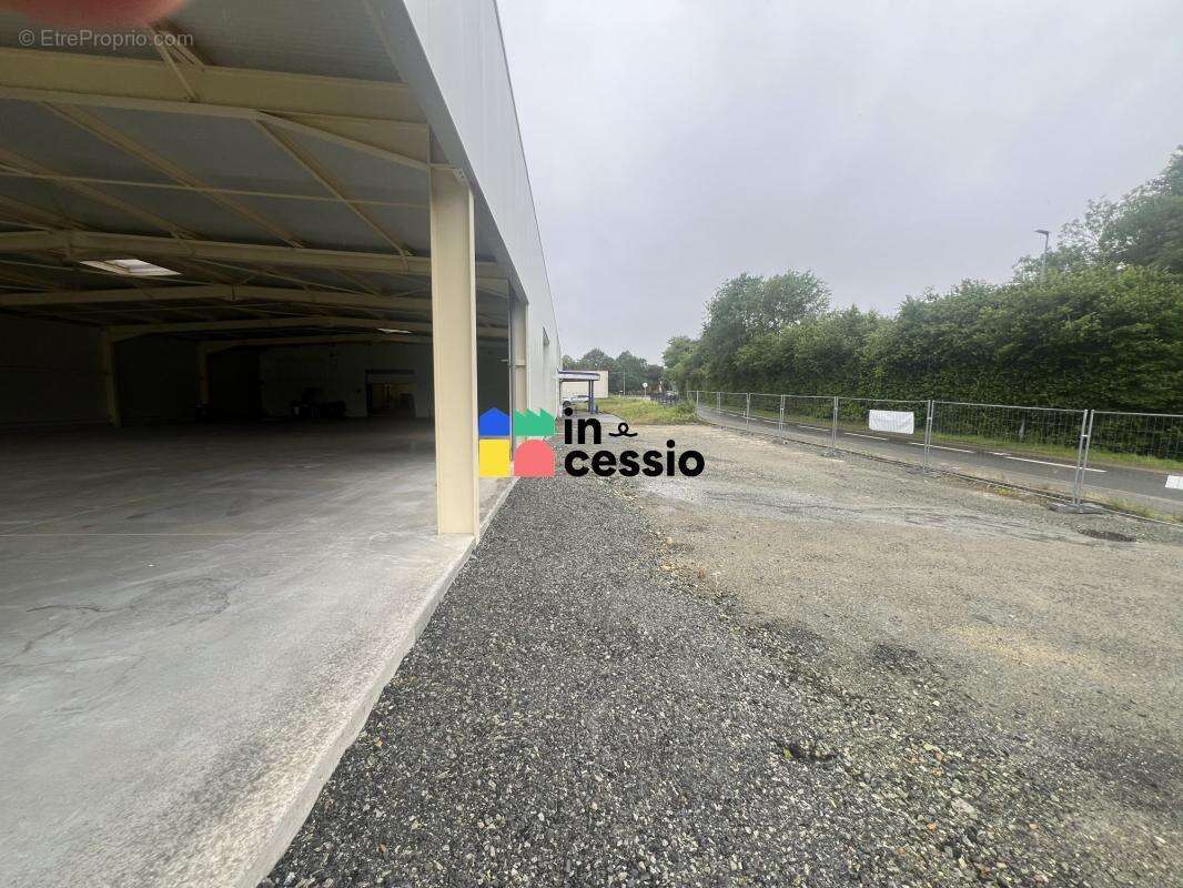 ? à vendre – local d'activité / commercial secteur vibr - photo 6