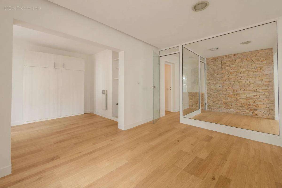 Appartement à SAINT-CLOUD