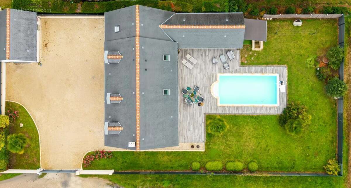 Maison à MONTLOUIS-SUR-LOIRE