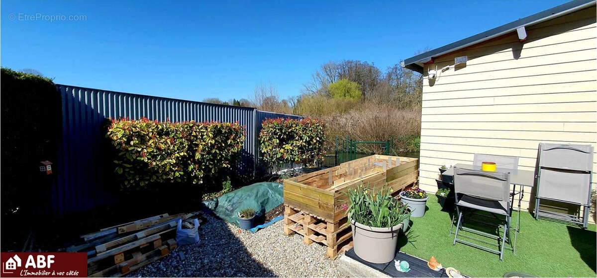 Appartement à OUVILLE-LA-RIVIERE