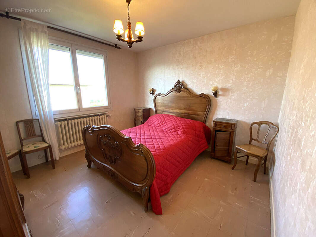 Maison à PARAY-LE-MONIAL