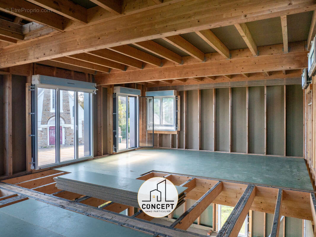 Maison à PLOUGASNOU