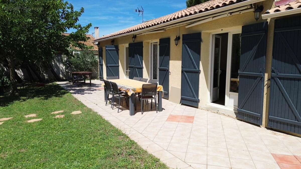 Bedarrides: un air de vacances pour cette villa confortable - photo 2