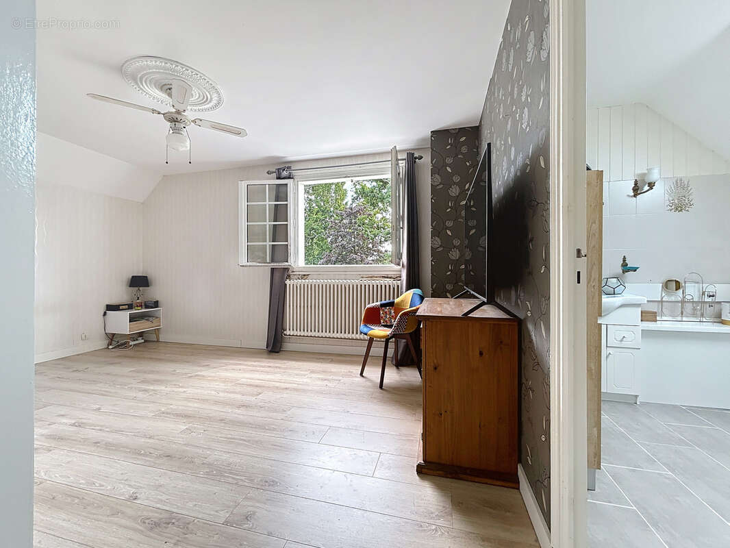 Maison à NEUFMESNIL