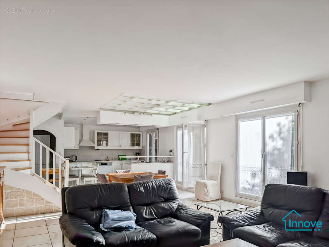 Appartement à CHAMPS-SUR-MARNE