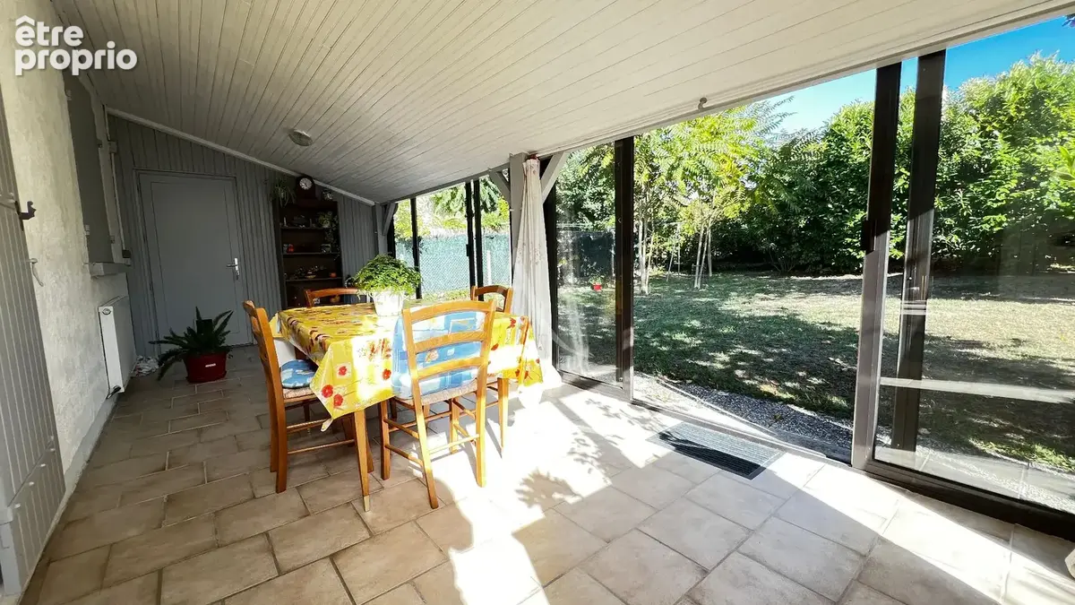 Maison centre-ville de Semussac - photo 16