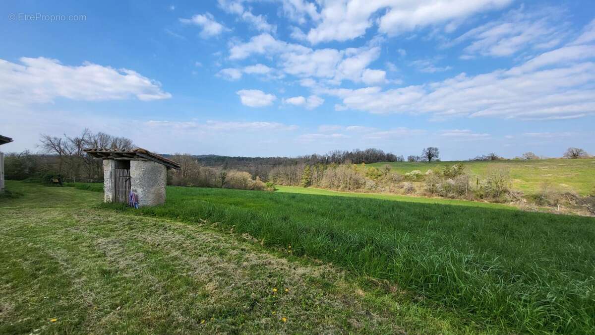 Maison à TOCANE-SAINT-APRE