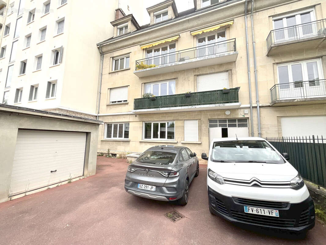Appartement 345 m² à Troyes  - photo 8