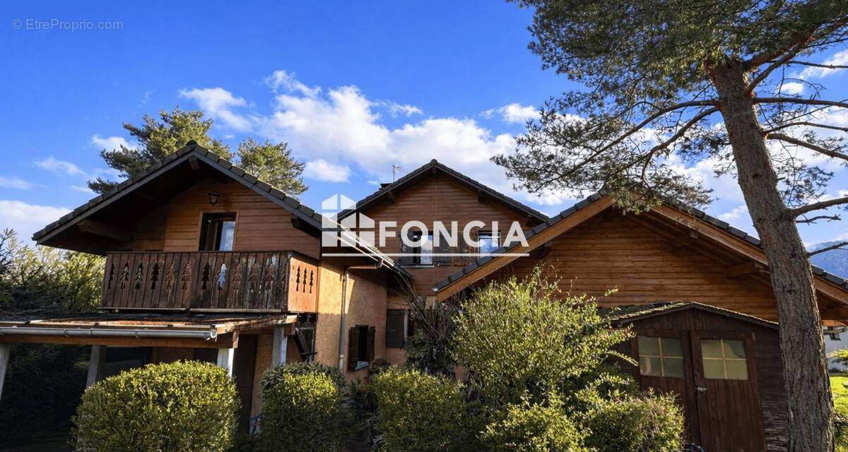 Maison à SAINT-JORIOZ