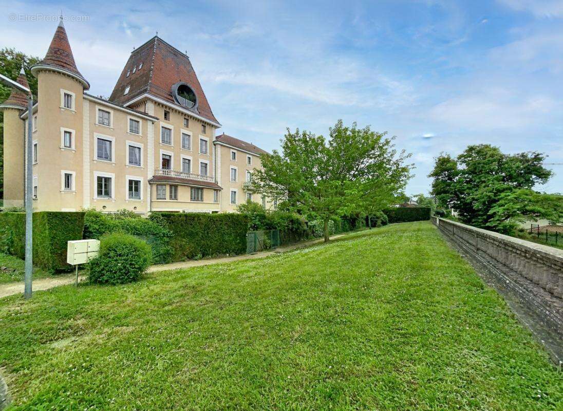 Appartement à SEYSSUEL