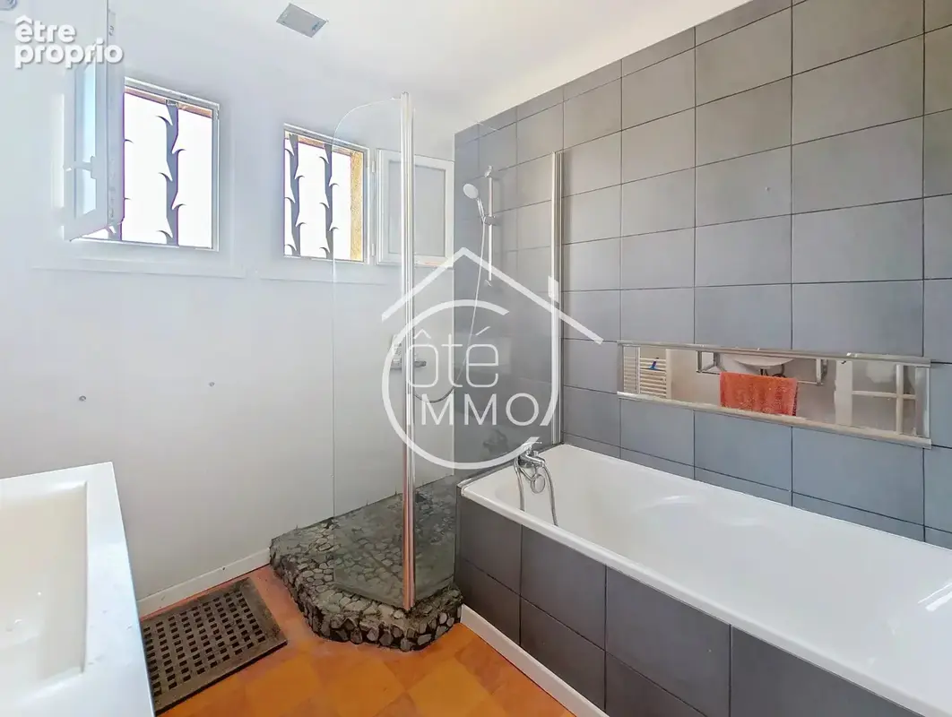 PRIGONRIEUX : Charmante périgourdine de 140m² avec piscine et garage - photo 7