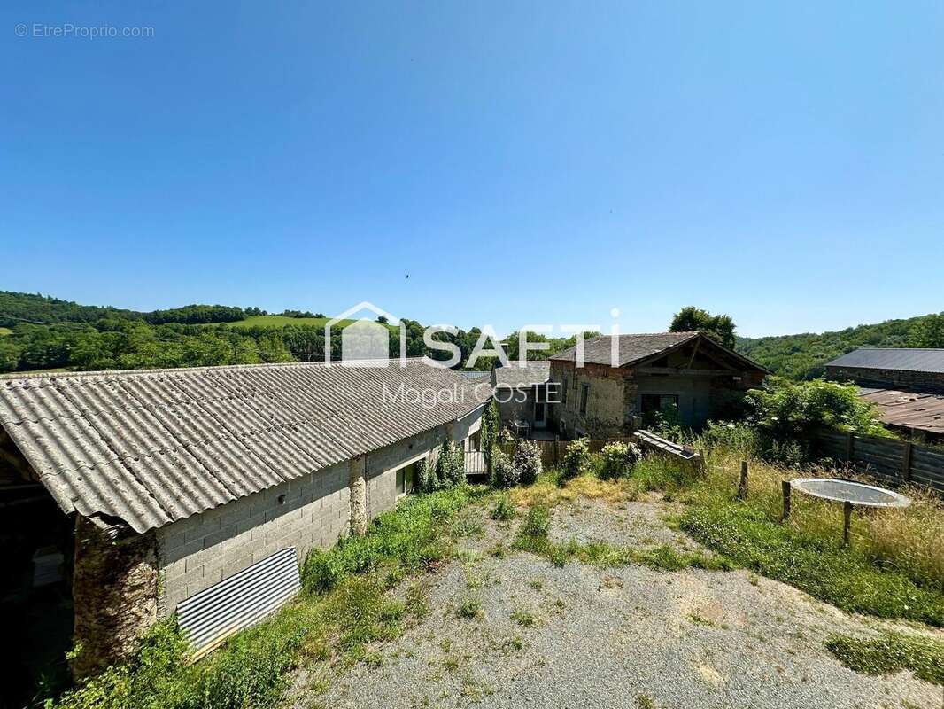 Photo 3 - Maison à SAINT-PIERRE-DE-TRIVISY